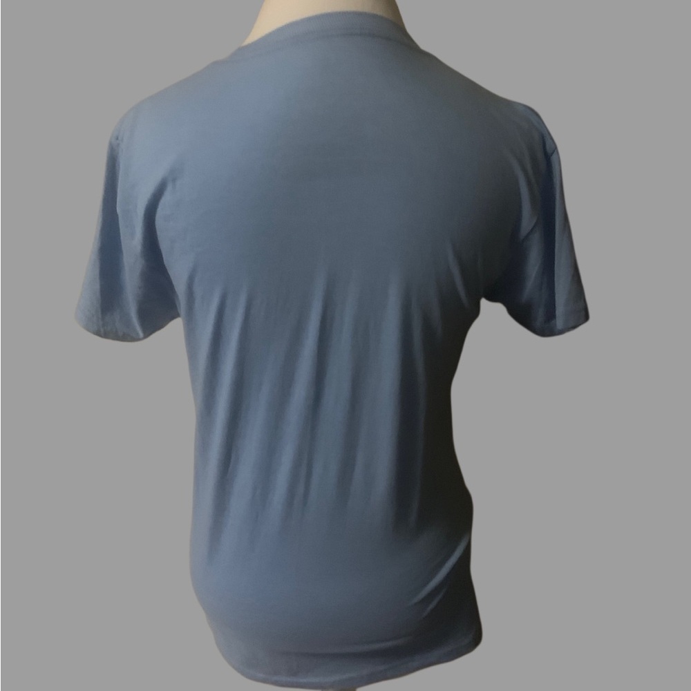 Sky blue Disney giggling Mickey TShirt - Picture 3 of 4